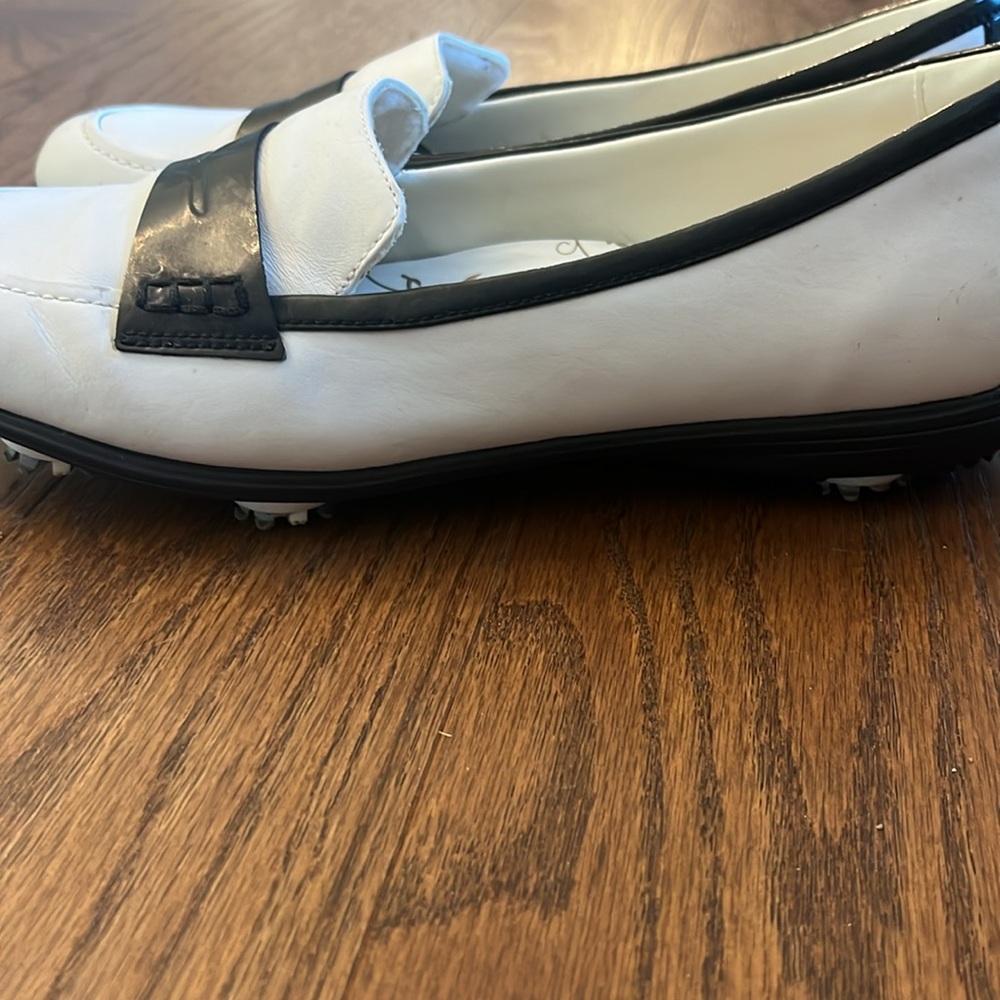 Women’s golf shoes- Callaway “Couture moccasin” loafers - Picture 4 of 9